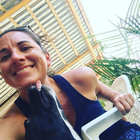 Meet your Posher, Jessica - Picture 2 of 10